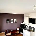 With Views Apartment *